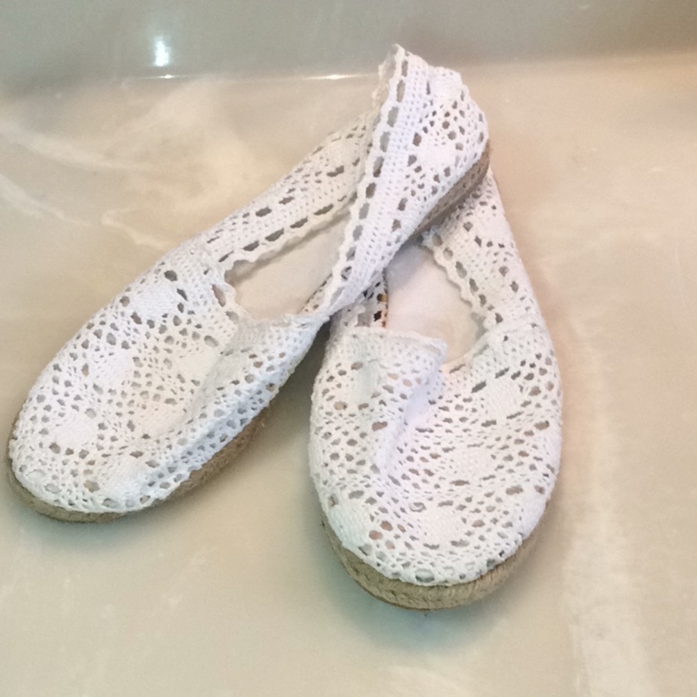 White Cute slip on shoes